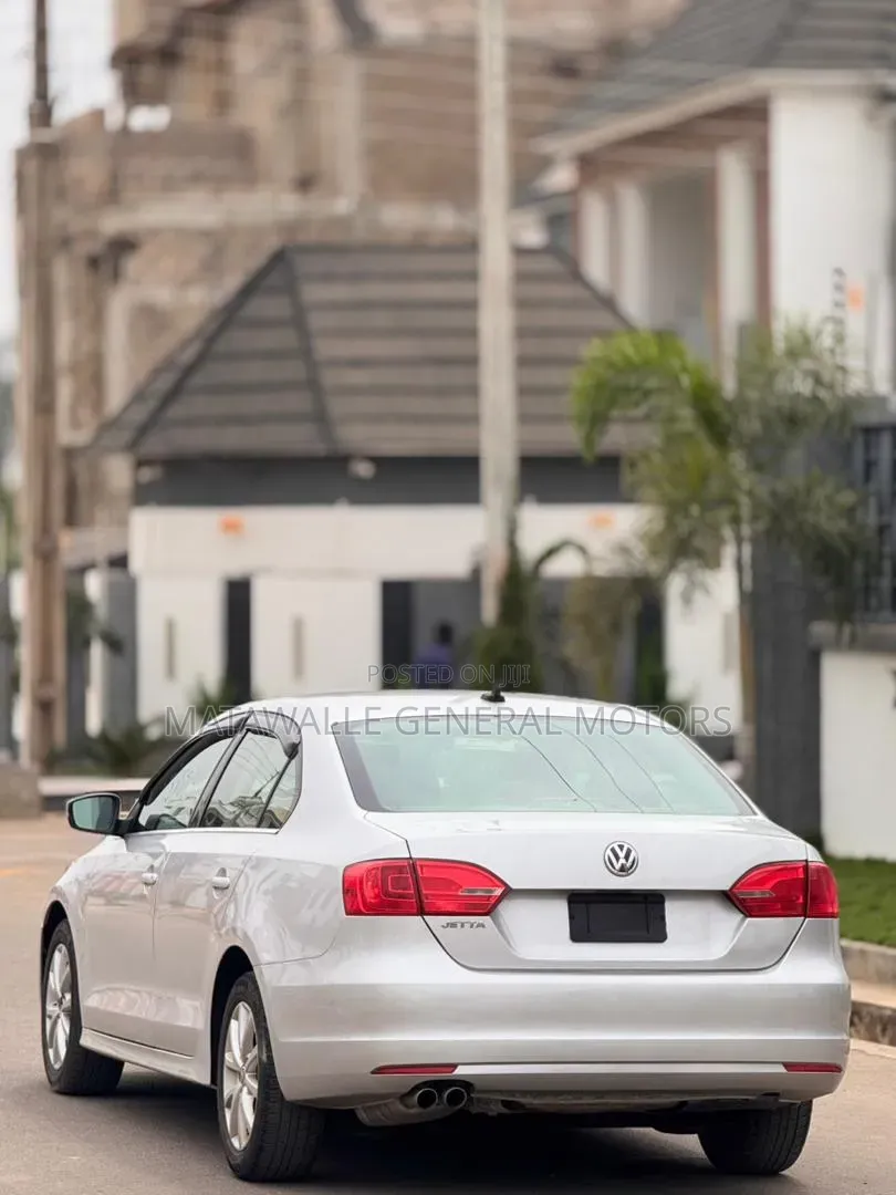 Volkswagen Jetta 2013 Silver