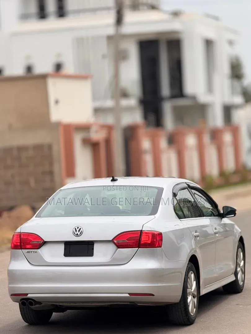 Volkswagen Jetta 2013 Silver