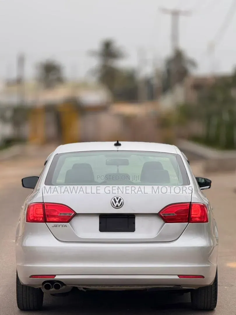 Volkswagen Jetta 2013 Silver