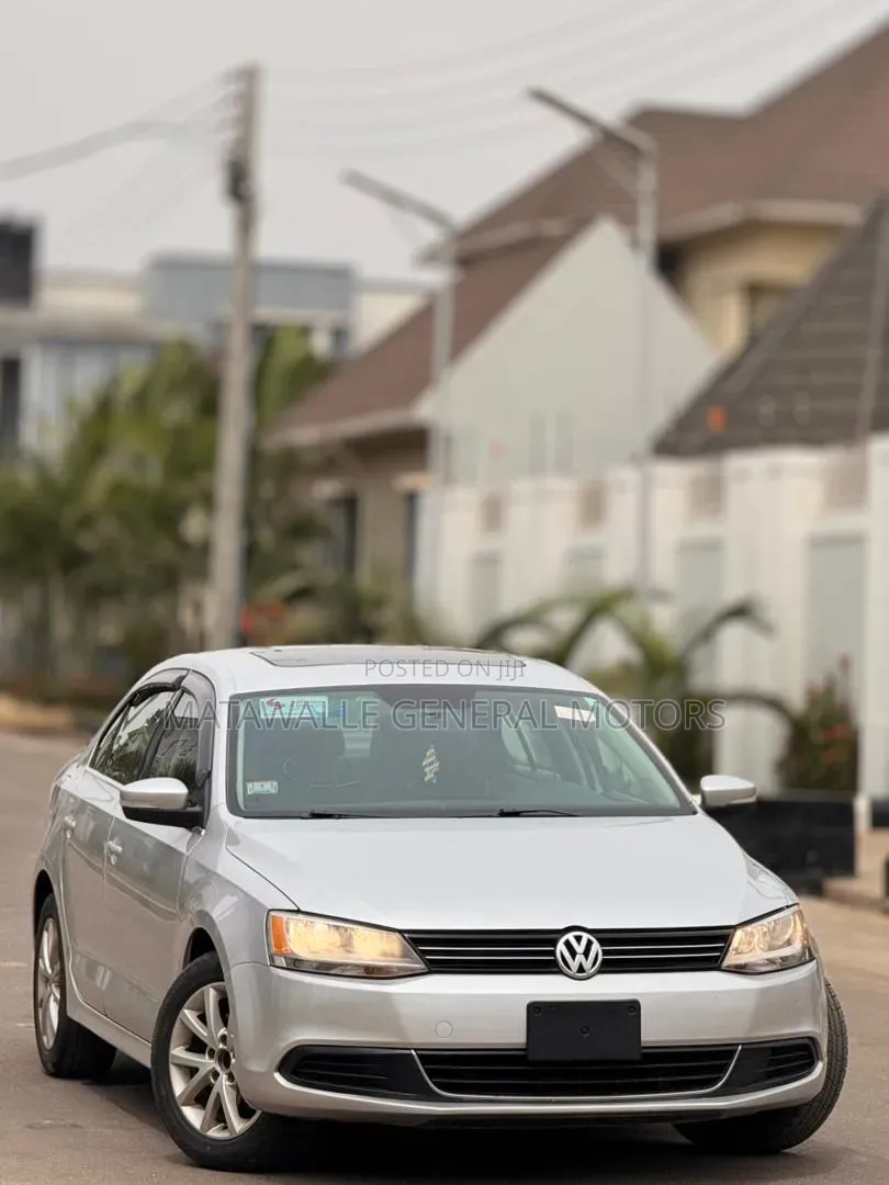 Volkswagen Jetta 2013 Silver