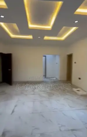 2bdrm Block of Flats in Yabatech Gra for sale