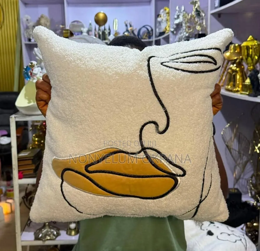 Foreign Throwpillows