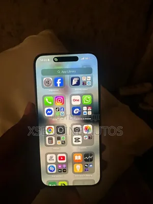 Apple iPhone 16 Pro Max 1 TB Gold