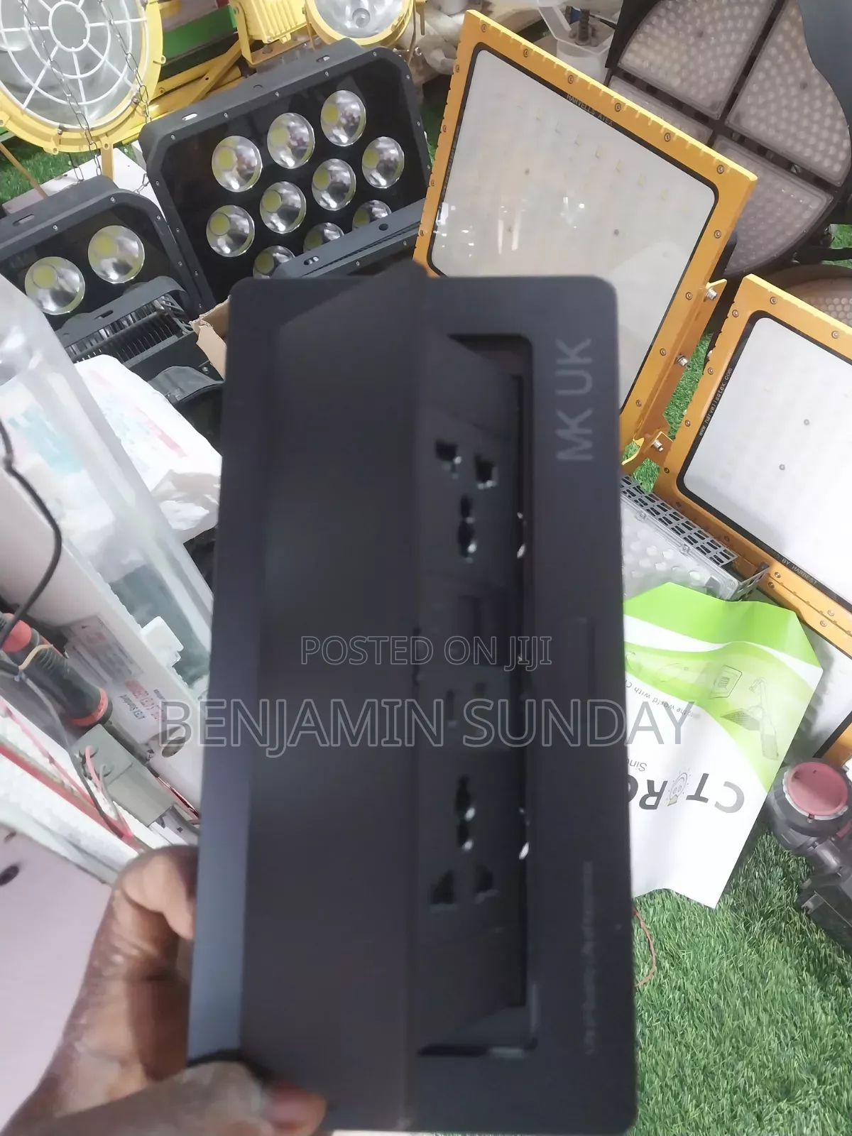 Table Socket Mk Uk