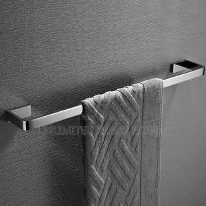 Quality Single Chrome Base Towel Hanger