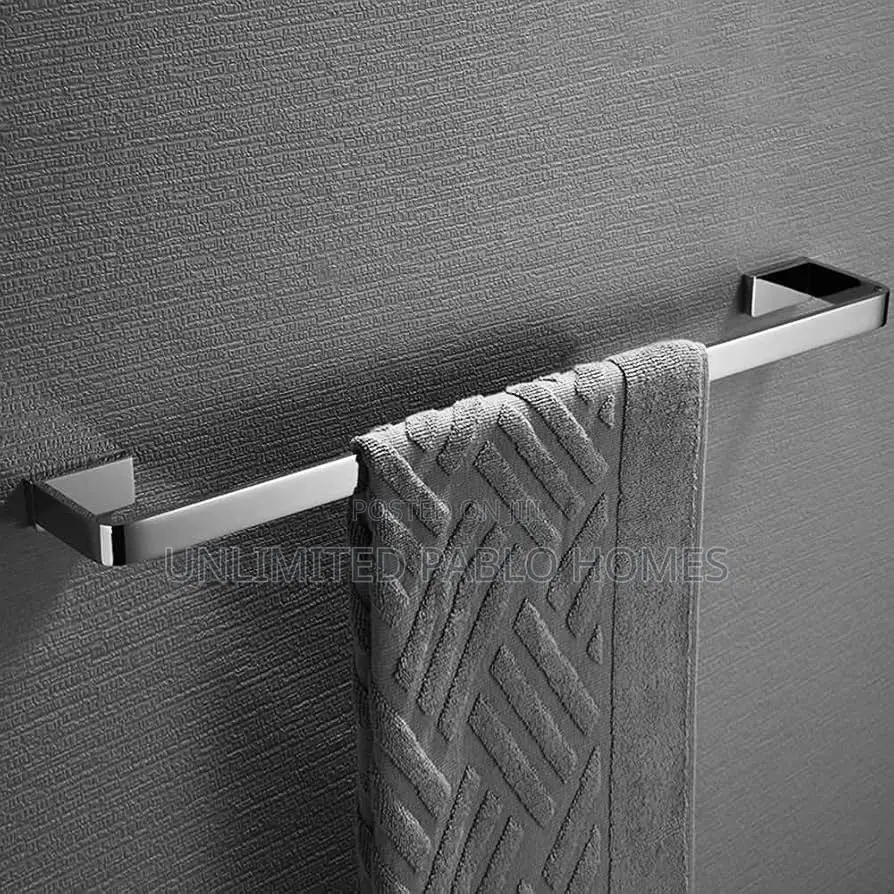Quality Single Chrome Base Towel Hanger