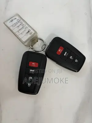 Toyota Corolla SE 2020 Blue