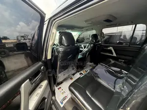 Lexus LX 2017 Black