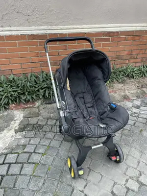 Baby Car Seat With Hood – Black