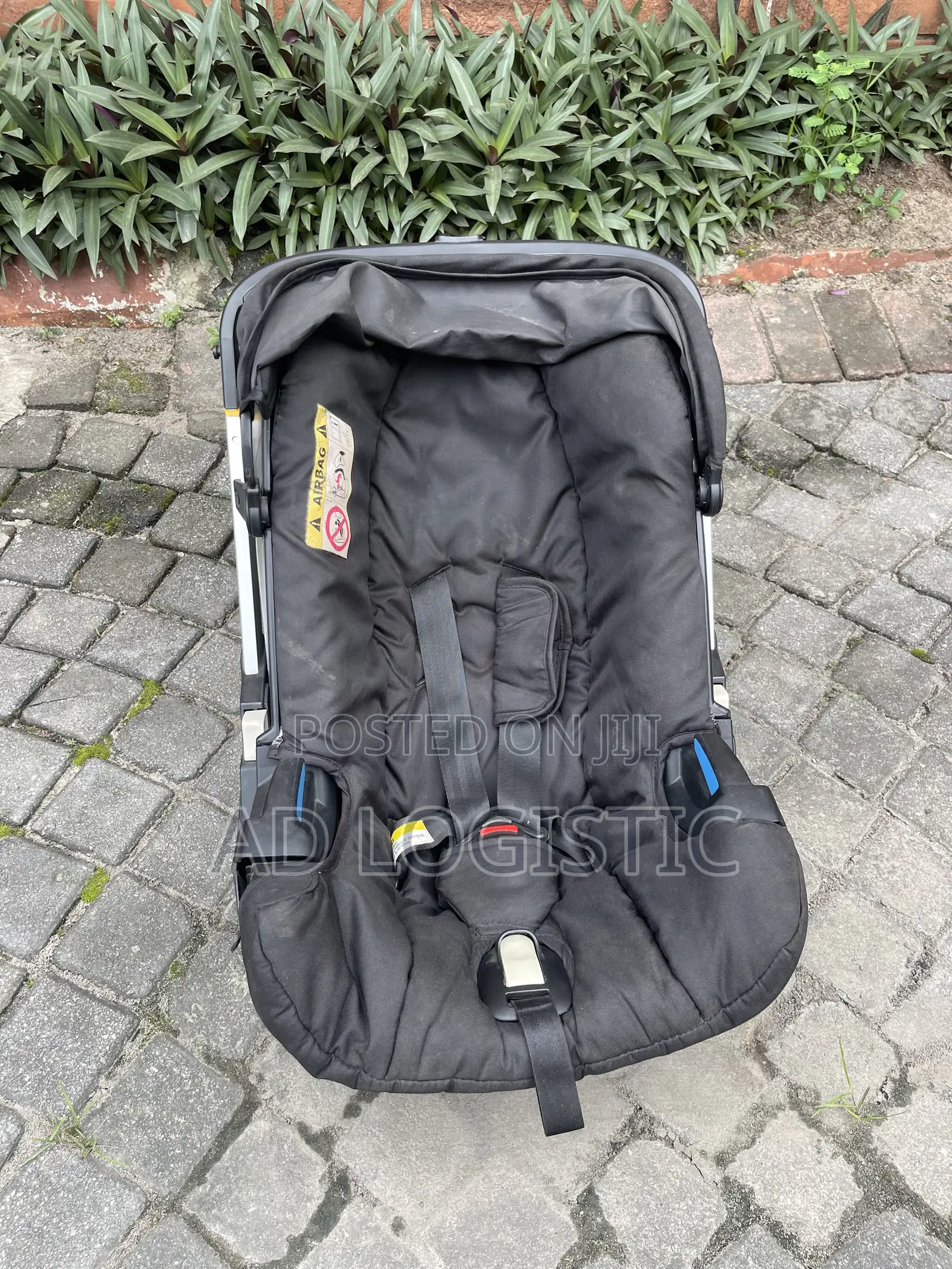 Baby Car Seat With Hood – Black