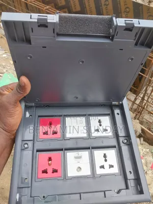 Mk Uk Floor Box