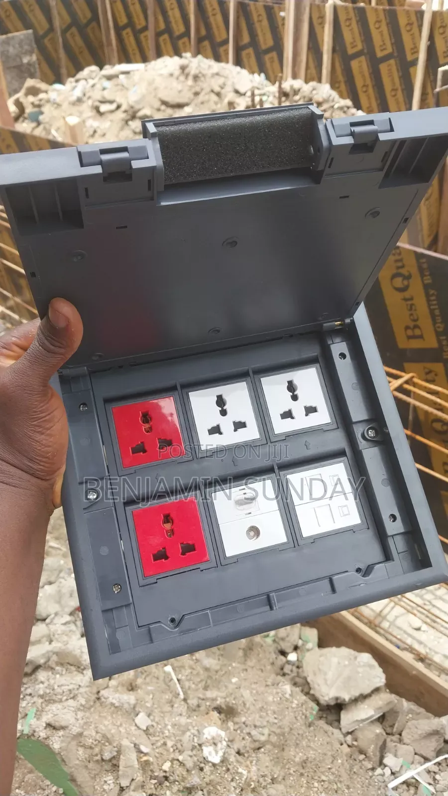 Mk Uk Floor Box