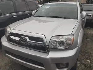 Toyota 4-Runner 2016 Silver