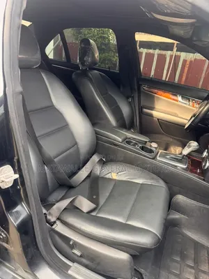Mercedes-Benz C300 2013 Black