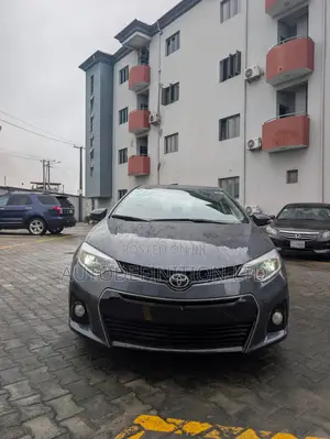 Toyota Corolla S 4dr Sedan (1.8L 4cyl CVT) 2014 Blue