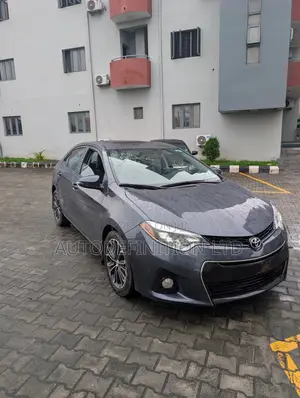 Toyota Corolla S 4dr Sedan (1.8L 4cyl CVT) 2014 Blue