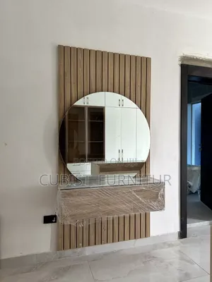 Side Board