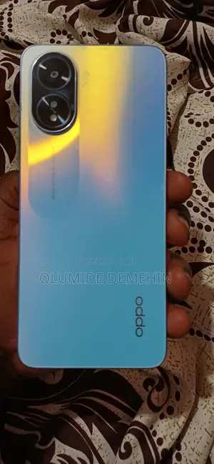 New Oppo A18 64 GB Blue