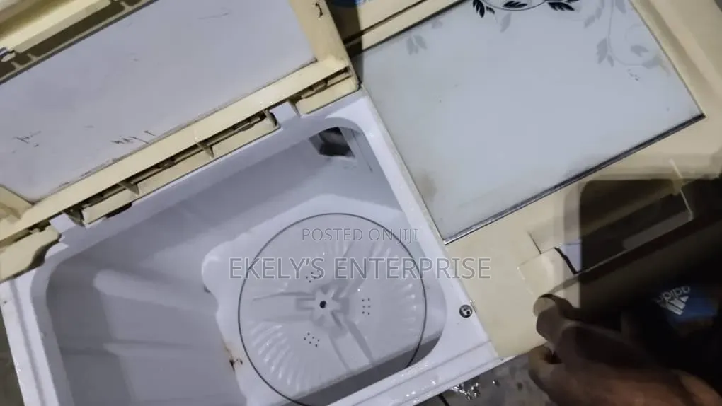 7.5kg Scanfrost Washing Machine