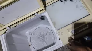 7.5kg Scanfrost Washing Machine