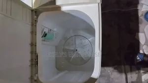 7.5kg Scanfrost Washing Machine