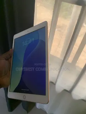 Apple iPad 10.2 (2020) 128 GB