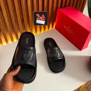New Classic Luxury-Inspired Pam Slippers