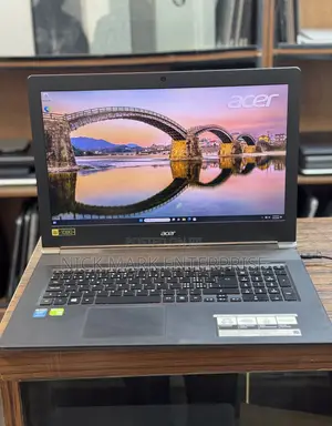 Laptop Acer Aspire V17 16GB Intel Core i7 HDD+SSD 128GB