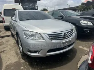 Toyota Camry 2009 Silver