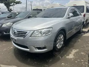 Toyota Camry 2009 Silver