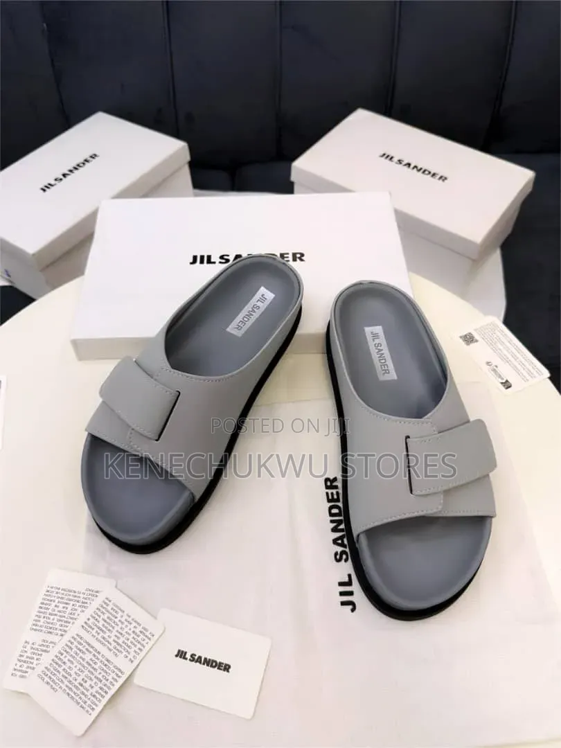 Quality Men's Palm Slippers