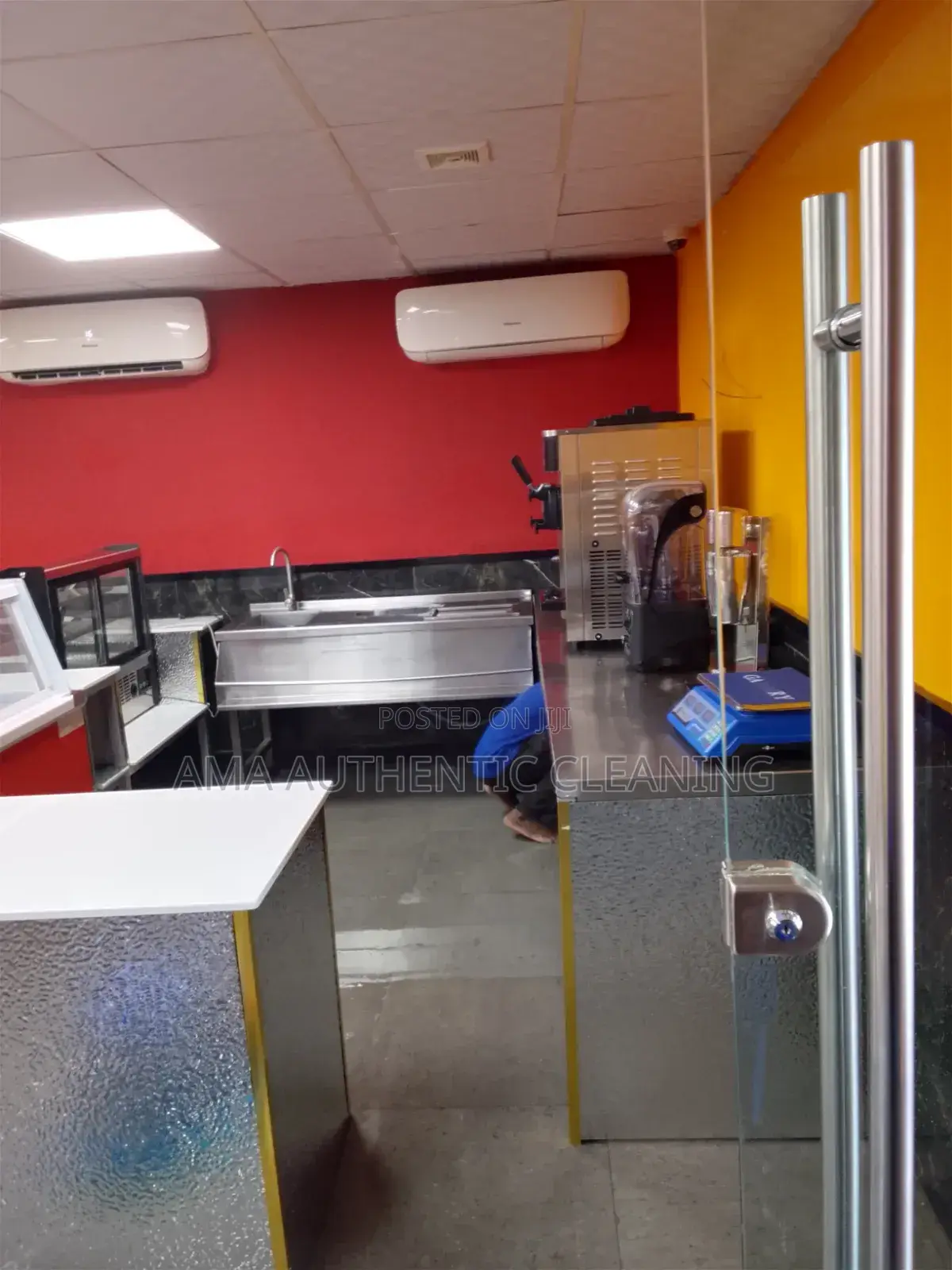 Restaurant Deep Cleaning 