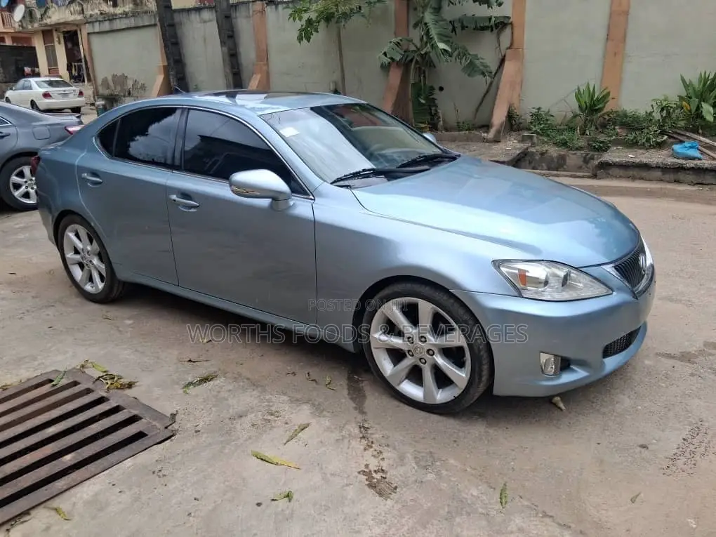 Lexus IS 2009 Silver
