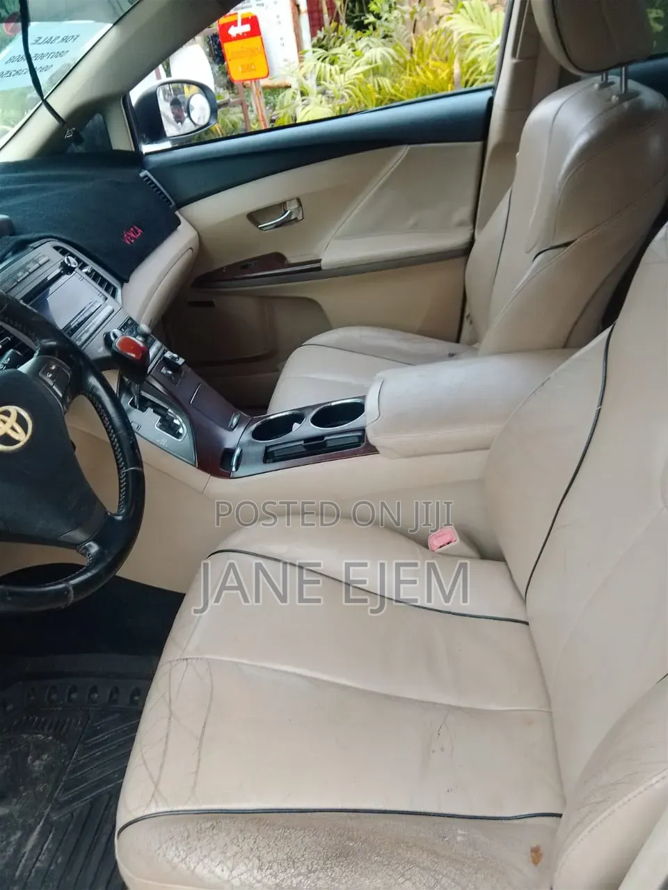 Toyota Venza 2010 White