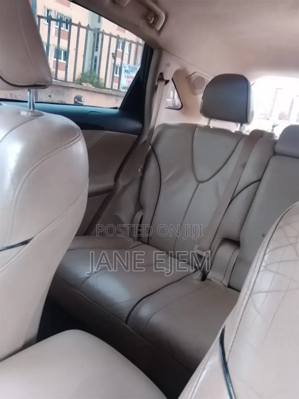 Toyota Venza 2010 White