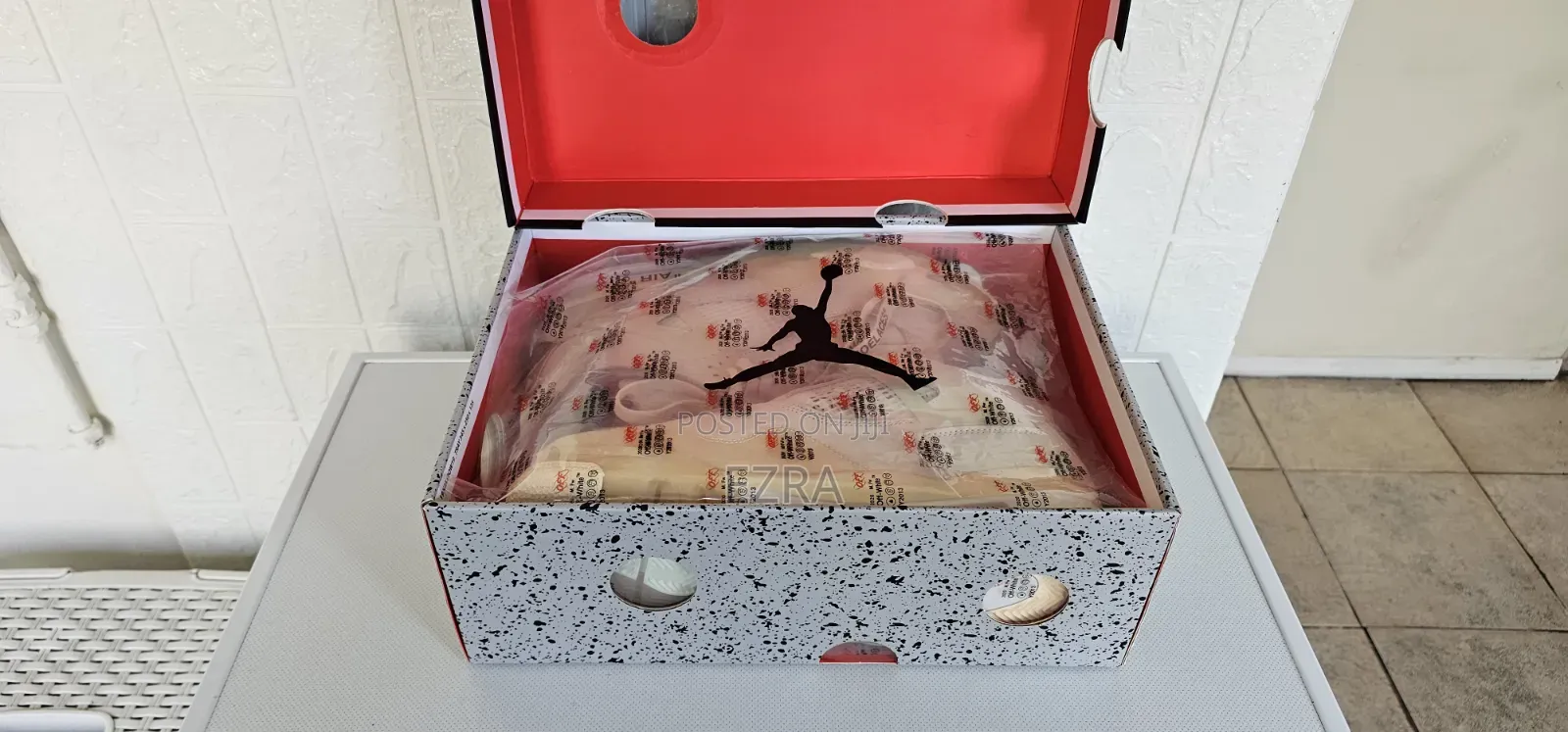 Jordan 4 Retro Off White Sail.