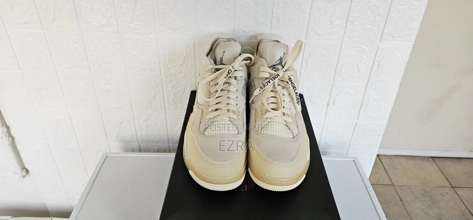 Jordan 4 Retro Off White Sail.