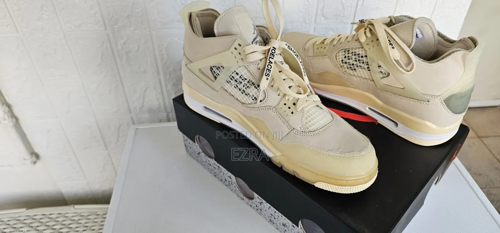 Jordan 4 Retro Off White Sail.