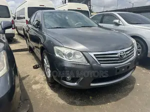Toyota Camry 2010 Gray