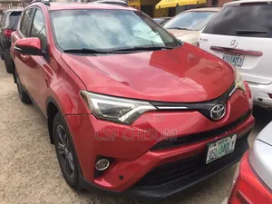 Toyota RAV4 2014 Red