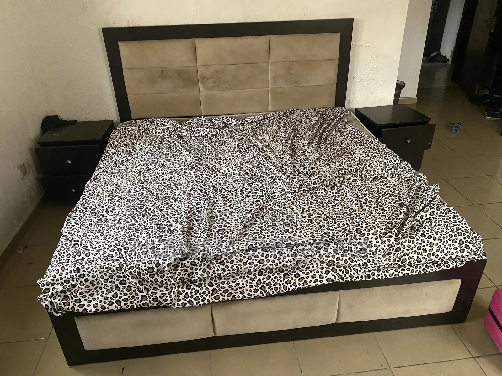 Bedframe 6 by 6