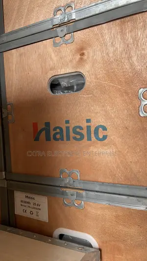 Haisic 8KWH 25.6V Lithium Battery (Black)