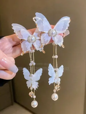 1 Pair Vintage Stylish Rhinestone Butterfly Long Tassel Earrings,