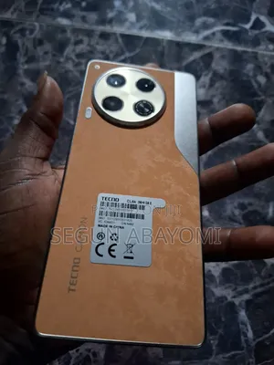 Tecno Camon 30 5G 256 GB Orange