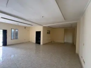 3bdrm Block of Flats in Idu for rent