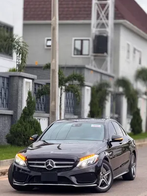 Mercedes-Benz C400 2016 Black