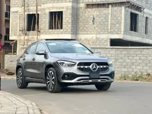 Mercedes-Benz GLA 250 2021 Gray