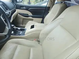 Toyota Highlander 2016