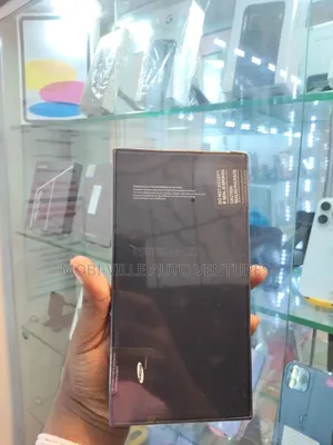 New Samsung Galaxy S24 Ultra 256 GB
