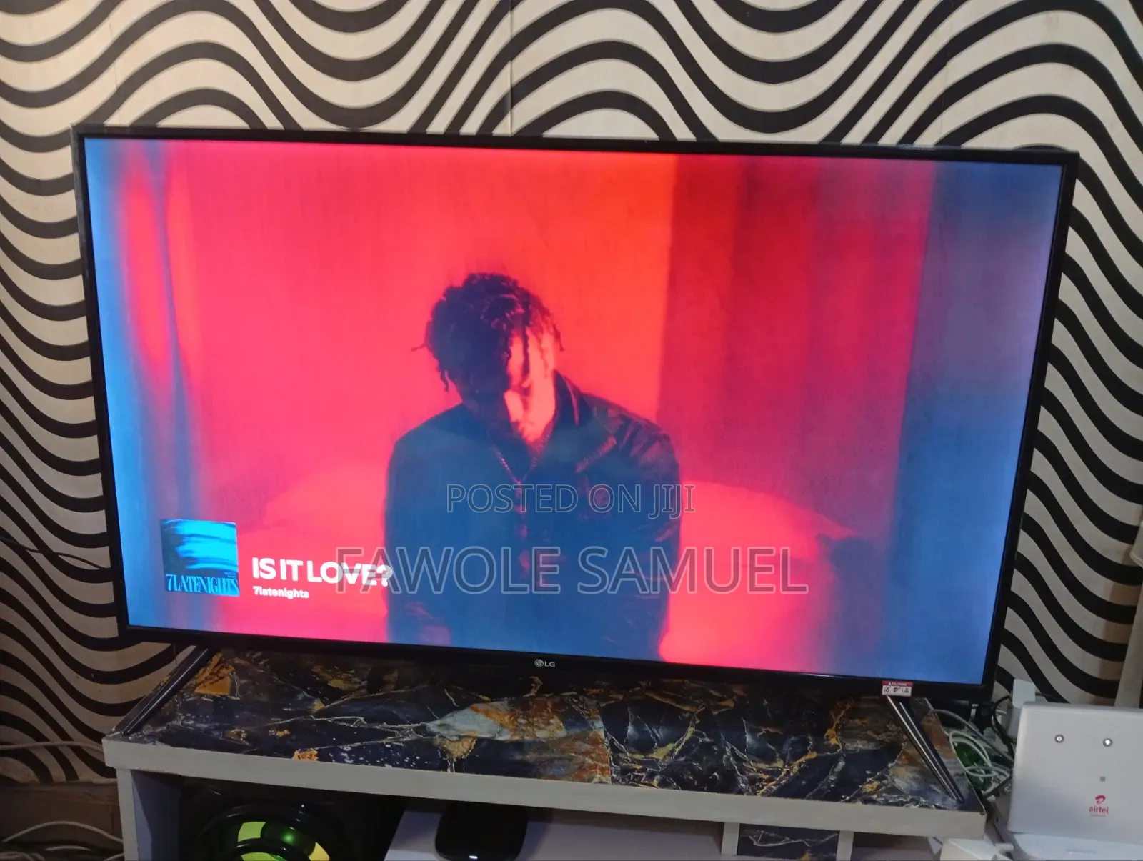 LG Smart UHD 49 Inch